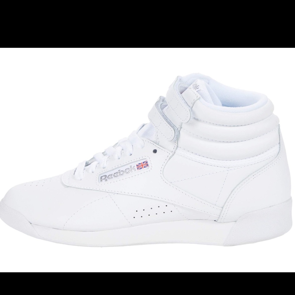 Reebok Classic Women’s Freestyle Hi-top 80’s sneakers EUC